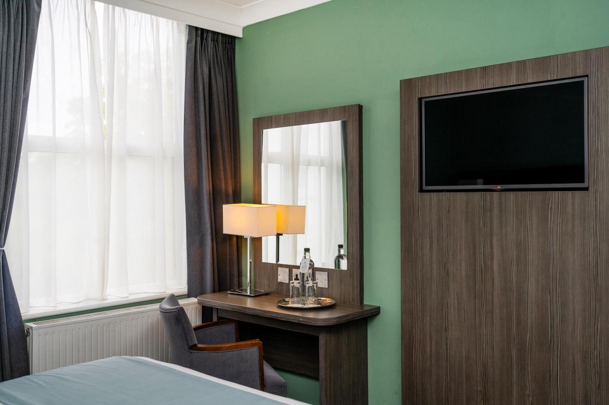Bromley Court Hotel London Εξωτερικό φωτογραφία