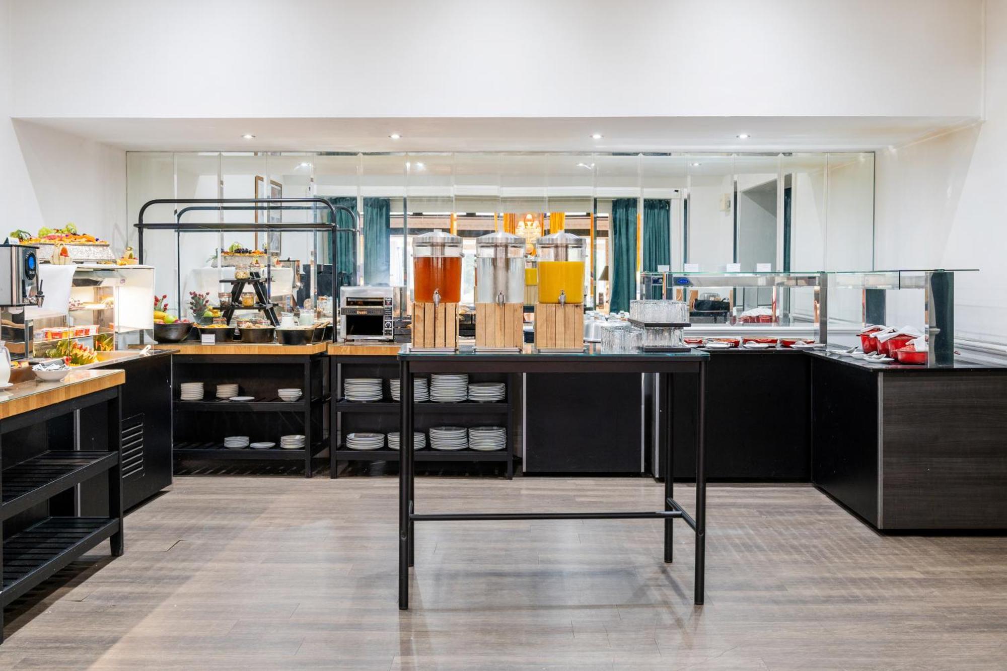 Bromley Court Hotel London Εξωτερικό φωτογραφία